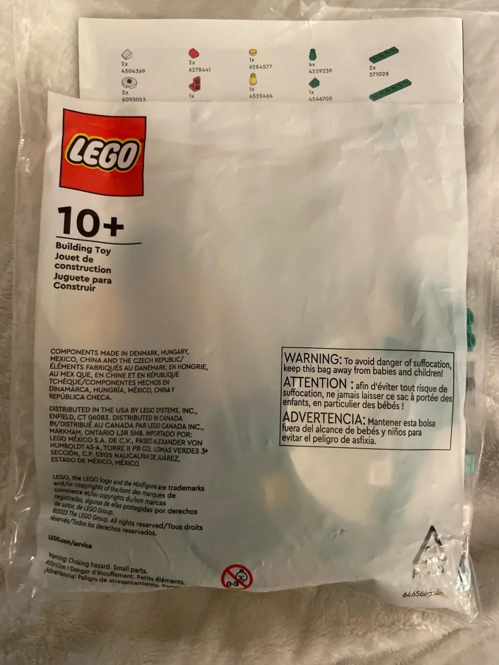 LEGO 6547924 HOLIDAY SNOW GLOBE with Train Inside - Barnes and Noble Exclusive